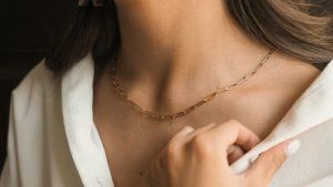 Какие украшения подарить начальнице на Новый 2026 год Огненной Лошади? Какие украшения подарить начальнице на Новый 2026 год Огненной Лошади?