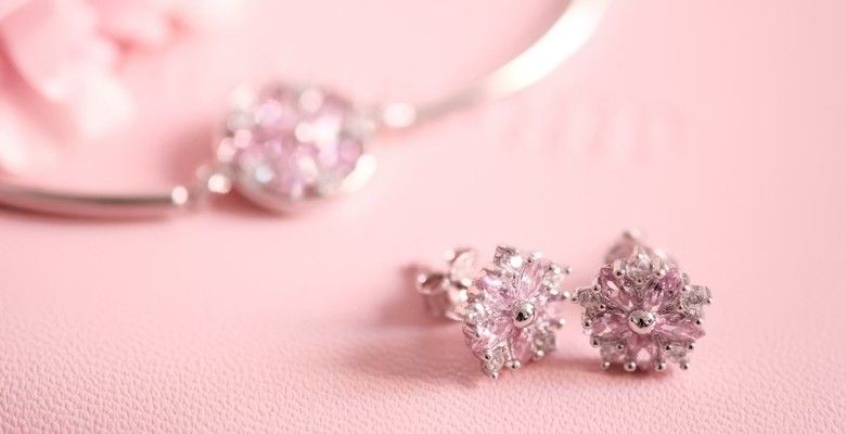 Украшения по гороскопу цветов: что выбрать Орхидее