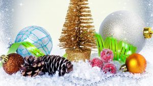 Какие украшения подарить маме девушки на Новый 2026 год Огненной Лошади?