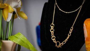 Украшения по гороскопу цветов: что выбрать Подсолнуху Украшения по гороскопу цветов: что выбрать Подсолнуху