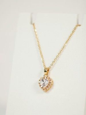 Какие украшения подарить тренеру на Новый 2026 год