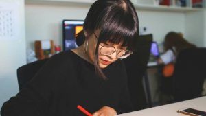 Украшения для минималистки: стандартные и необычные идеи Украшения для минималистки: стандартные и необычные идеи