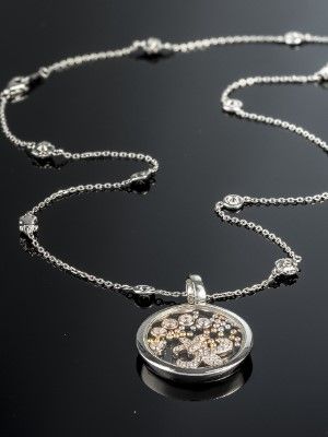 Какие украшения подарить родителям парня на Новый 2026 год