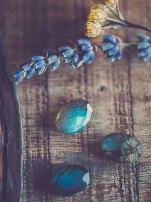 Украшения по гороскопу цветов