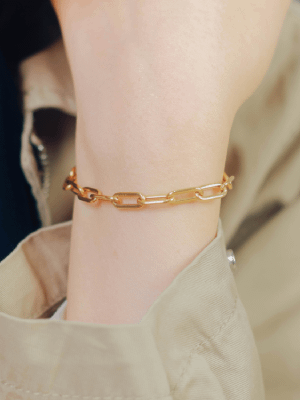 Какие украшения подарить свекрови на Новый 2026 год