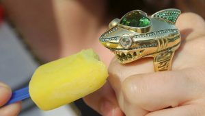 Даниэла Вильегас, королева пчел. Часть 1 Даниэла Вильегас, королева пчел. Часть 1