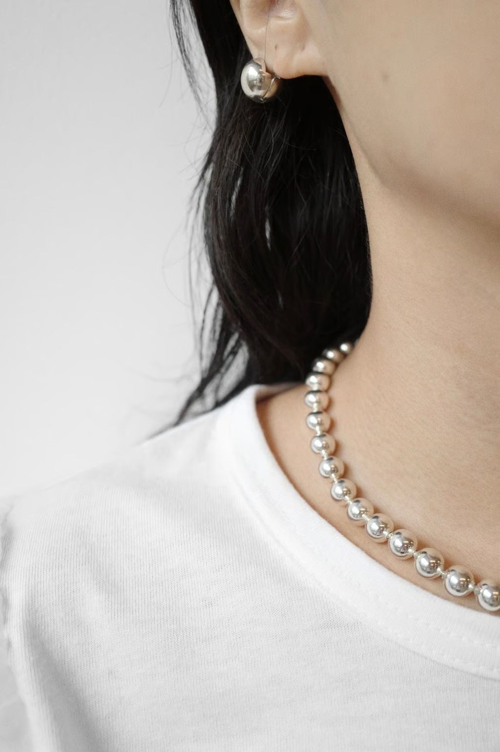 Серебряные изделия нью-йоркской компании Lobeta создаются мастерами-ювелирами в Корее Серебряные изделия нью-йоркской компании Lobeta создаются мастерами-ювелирами в Корее