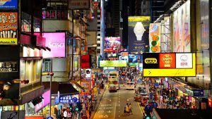 Продажи предметов роскоши в Гонконге продолжают расти