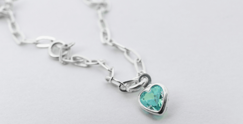 Хризолит и хризопраз: в чем разница между этими минералами?