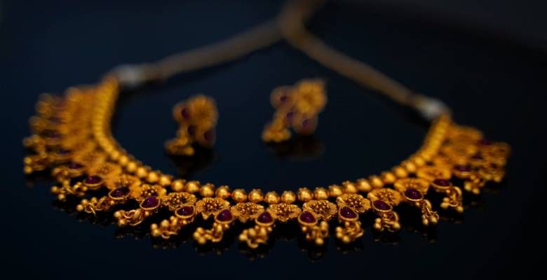 Почему старинное золото смотрится иначе, чем новое, даже аналогичной пробы?