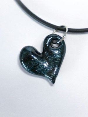 Какие украшения подарить лучшему другу на День Святого Валентина