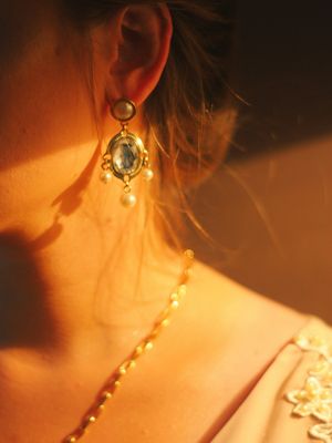 Почему жемчуг нельзя хранить в шкатулке с другими украшениями