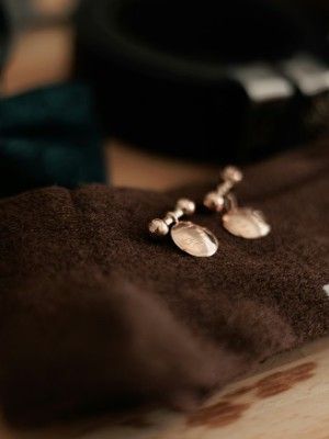 Какие украшения подарить любимому дяде на 23 Февраля