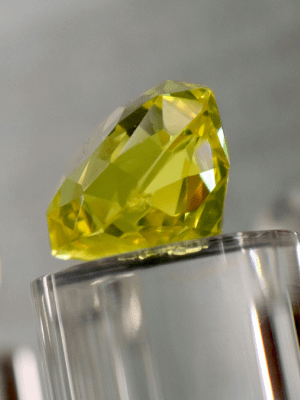 Какие камни выдают за цитрины в ювелирных изделиях