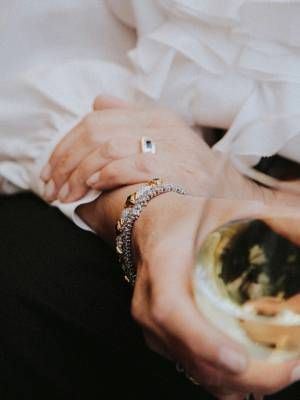 Какие украшения подарить любимой бабушке на День Святого Валентина