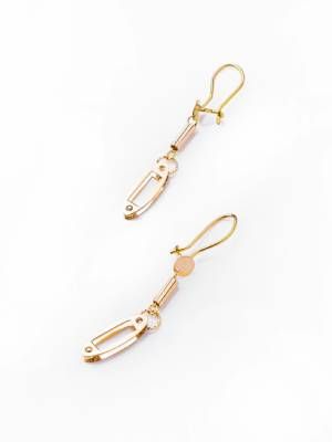 Какие украшения подарить любимой сестре на День Святого Валентина