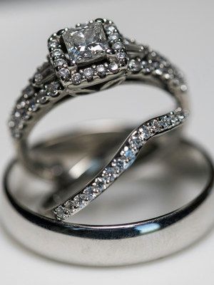 Какие украшения подарить свекрови на День Святого Валентина