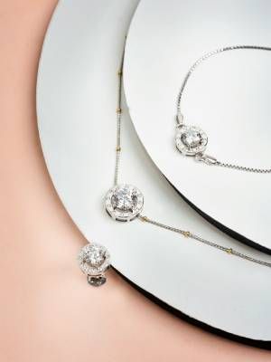 Почему бриллиант круглой формы обычно дороже