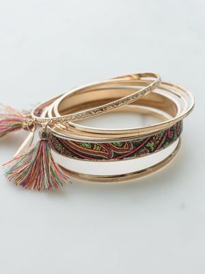 Какие украшения подарить любимой тете на День Святого Валентина