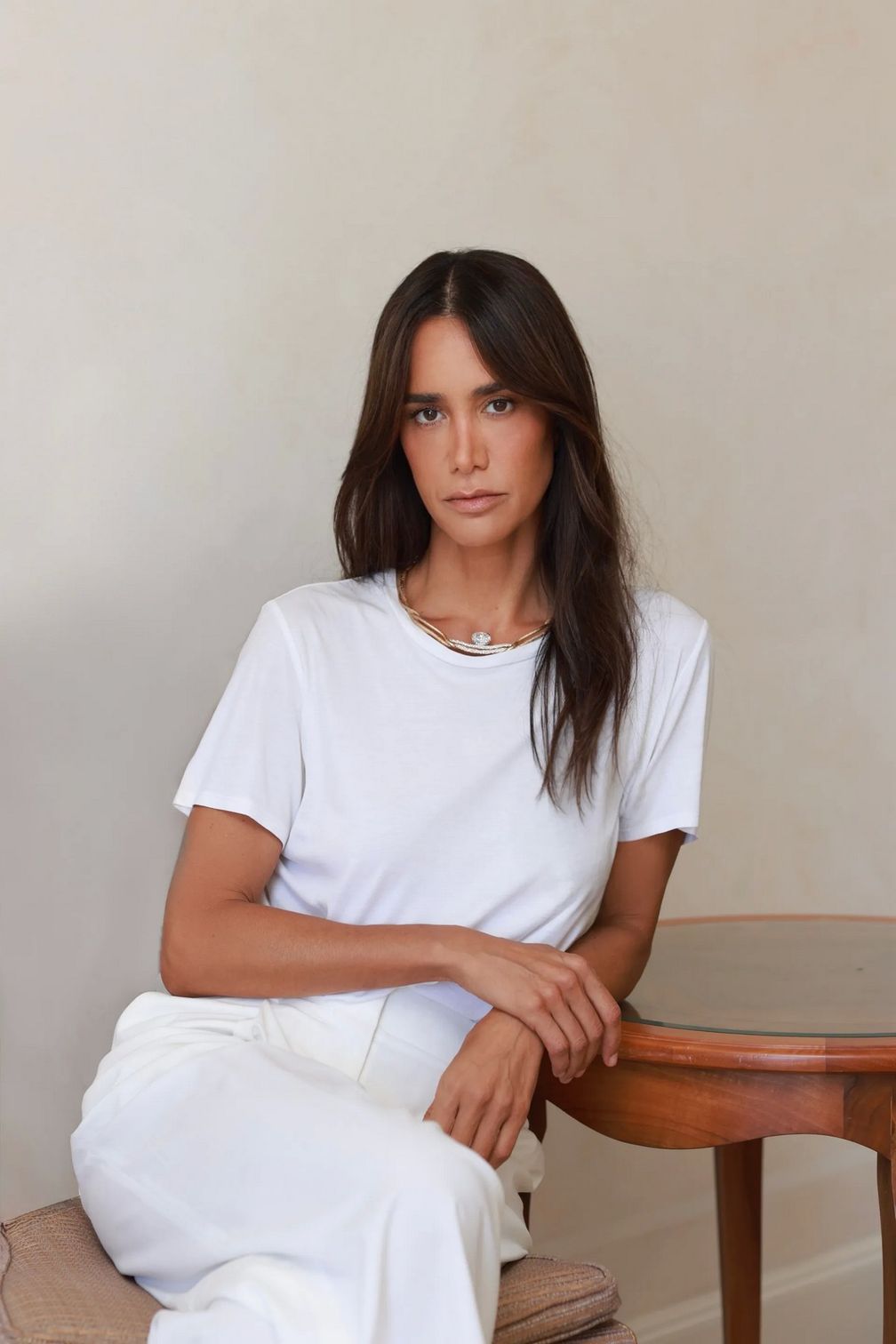 Коричневое золото от Аны Хоури — тренд 2026 года?