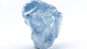 Petra Diamonds нашла огромный голубой алмаз весом 41,82 карата