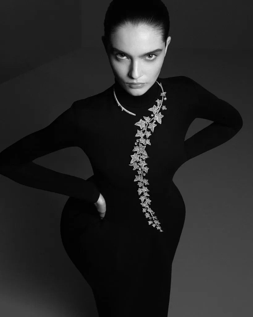 Колье The Untamed из коллекции Histoire De Style от Boucheron Колье The Untamed из коллекции Histoire De Style от Boucheron