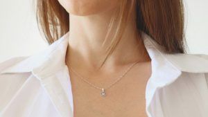 Какие украшения подходят под стрижку «боб» или «каре»