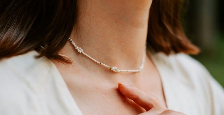 Какие украшения подходят под стрижку «каре»