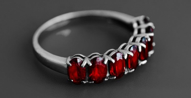 Какие камни могут выдавать за рубин