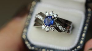 Какой тип огранки лучше всего подчеркивает цвет сапфира?