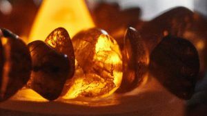 Какие камни могут выдавать за янтарь