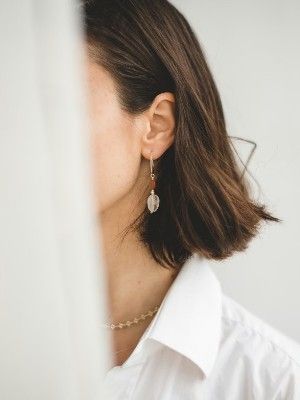 Какие украшения подходят под стрижку «каре»