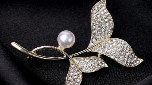 Какие украшения подарить теще на 8 Марта 2026?