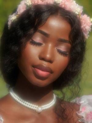 ожерелье из нескольких рядов жемчуга