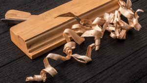 Какие украшения выбрать на празднование деревянной годовщины свадьбы (5 лет)?