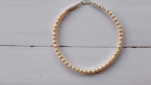 Какие браслеты выбрать для строгого делового дресс-кода (банк, юриспруденция)?