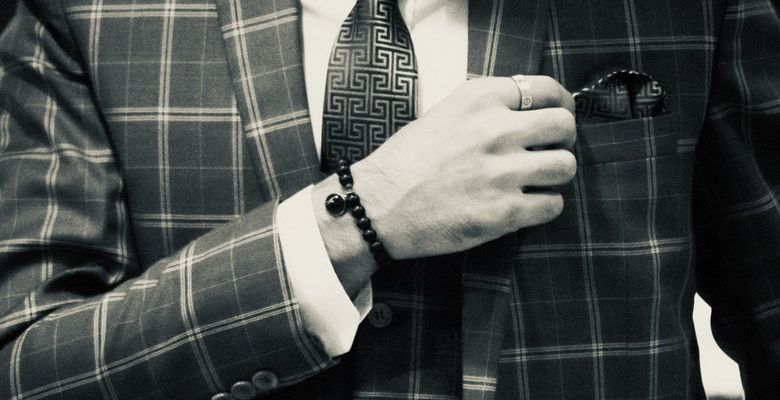 Какие браслеты выбрать для мужчины, который не носит украшений?