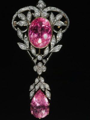 Какие камни могут выдавать за турмалин