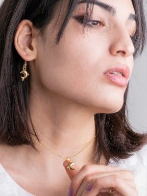 Какие украшения подходят под стрижку «боб» или «каре»