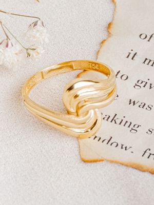 Какие украшения подарить любимой маме на 8 Марта