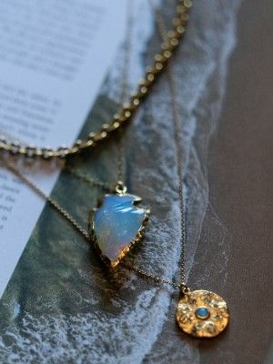 Какие камни могут выдавать за опал