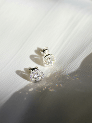 серьги-гвоздики