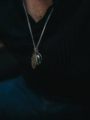 Украшения для деловых мужчин