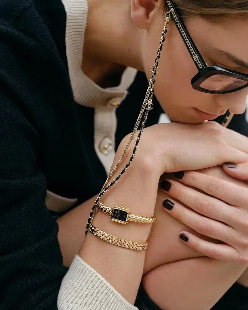 Часы Première Galon от Chanel и браслеты Coco Crush Часы Première Galon от Chanel и браслеты Coco Crush