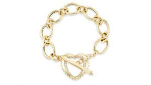 Украшения в форме сердца от бренда Ana Katarina — это броня, замаскированная под романтику