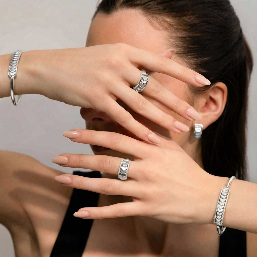 Украшения из коллекции Aura Chrome от Ecksand