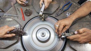 Незначительное снижение экспорта бриллиантов из Индии