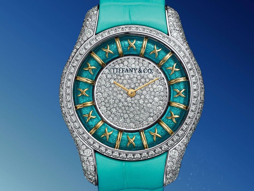 Tiffany & Co. создает часы Enamel, вдохновленные браслетами c эмалью