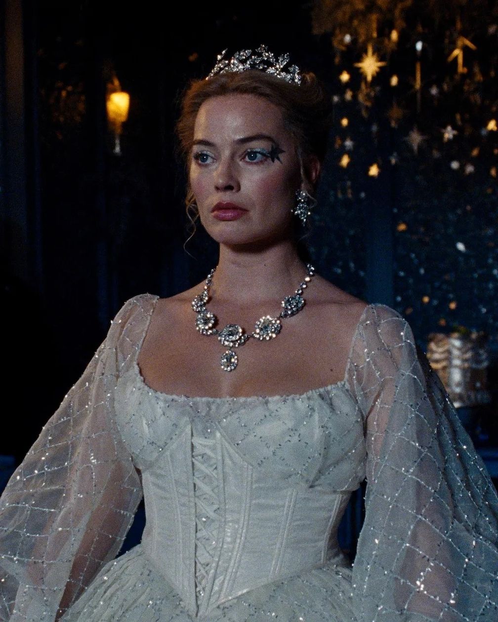 Украшения в фильме «Грозовой перевал», ч. 2