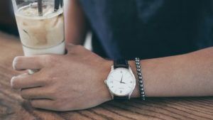 Какие браслеты выбрать для урбанистического стиля?